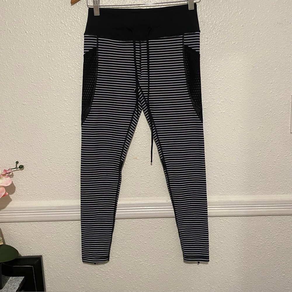 Leggings with Black and White Stripes